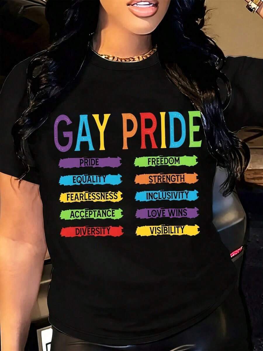 Comfortable For All-Day Wear. Women's Casual Short-Sleeve Crew Neck T-Shirt With A Relaxed Fit, Featuring Pride Slogans Such As "Rainbow," "Equality," "Freedom," "Strength," "Inclusion," "Love Wins," "Visibility," "Pride," "Acceptance," "Courage," And "Diversity." Ideal For Pride Events And Everyday Wear. Its Comfortable, Relaxed Fit Flatters All Body Types, While The High-Quality Material Is Soft To The Touch And Durable. - 黑色 - 查看 1