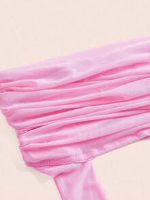 ROMWE Y2K Vestido mini romántico de vacaciones para señorita, de gasa rosa con volantes en el cuello y diseño calado - Rosa - Ver 10