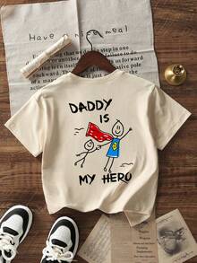 男童卡通棒棒人 Super Daddy 圖案印花 T-shirt，Daddy Is My Hero 文字印花後背短袖上衣，幼兒日常穿著夏季基礎上衣 - 杏色 - 查看 3