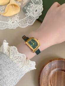 1pc Retro Style Adjustable Strap Quartz Women's Watch Elliptical With Roman Numeral Scale For Compact And Perfect For Daily - Green - View 7