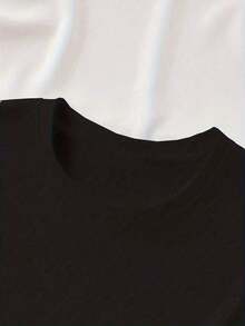 Comfortable All Day Long. The Favorite Short-Sleeved Summer T-Shirt Of Every Nail Technician. Its Relaxed, Comfortable Fit Flatters All Body Shapes, While The High-Quality Material Feels Soft Against The Skin And Offers Durability. - 黑色 - 查看 5