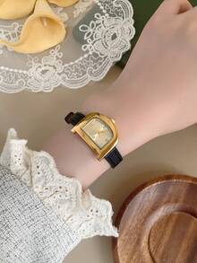 1pc Retro Style Adjustable Strap Quartz Women's Watch Elliptical With Roman Numeral Scale For Compact And Perfect For Daily - Black - View 7