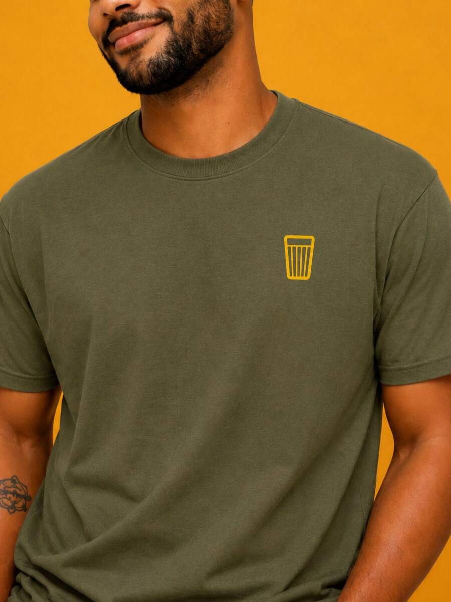 Black Casual Minimalist T-Shirt With American Beer Glass Design | 100% Cotton, Brazilian Style, Perfect For Hanging Out With Friends And At The Bar - 軍綠色 - 查看 1