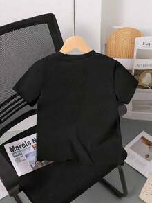 GraphicGems Boys' Basic Short Sleeve T-Shirt, Casual, Elegant, Creative, Personalized, Refreshing, Chic, Minimalist, Cool Style, With Digit 67 Football Graphic Print, Comfortable Clothing For Daily Wear, Cozy Summer And Autumn Styles, Suitable For 7 Year Olds, Graphic Clothing For Boys, Hip Hop Clothing For Boys. - 彩色 - 查看 2