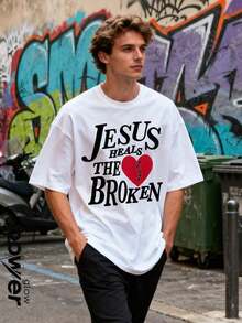 Esclusiva T-shirt Grafica da Uomo per il Giorno dell'Indipendenza e la Dichiarazione di Indipendenza, con la scritta "JESUS HEALS THE BROKEN", stile Y2K, design unisex. È una T-shirt casual in puro cotone per la primavera e l'estate, con scollo rotondo e maniche corte, caratterizzata da un design appositamente creato per la Giornata del Papa. - Bianco - Visualizzare 5