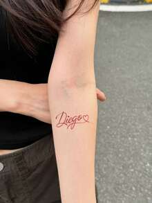 1 pieza Tatuaje temporal impermeable y a prueba de manchas, Tatuaje falso de PVC con patrón de letras, para uso diario - Rojo - Ver 4
