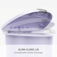 Simplehuman Semi-Round Step Can, 50L / 13 Gallon Kitchen Trash Can, Studio Edition, Pet-Proof Slide Lock, 150,000-Step Pedal, Lid Shox? Silent Close, Lilac Plastic - ColorG - 查看 4