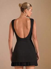 Vestido plisado de mujer con detalles de encaje floral de contraste en blanco y negro, apto para usar en una cita romántica y dulce en verano o en otoño - Negro - Ver 2