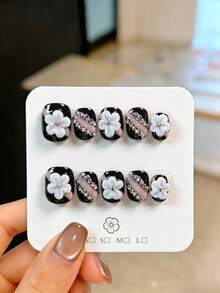 10 Pieces Of Handcrafted Short Square-Round Press-On False Nails (Wearable Nail Art Accessories). These Nails Feature A Y2K Millennium Cool Girl Style, With Hand-Painted 3D White Small Flowers On A Black Base, Paired With Cherry Blossom Pink Diagonal Stripes And Full-Diamond Diagonal Strips. Suitable For Parties, Weddings And Daily Wear, The Set Includes Nail Application Tools. It's A Perfect Gift For Women And Girls. - Black - View 10