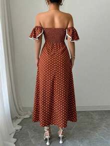 Vestido de estilo callejero elegante de mujer con lunares, hombros descubiertos y abertura en la cintura, ideal para vacaciones de verano - Amarillo - Ver 9