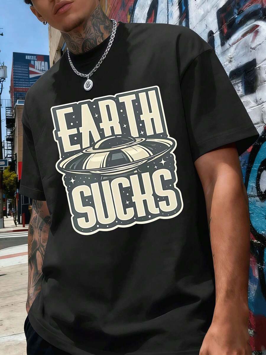 Men's Black T-Shirt With UFO Graphic Print, Modern And Casual, Made Of Soft Cotton, Round Neck, Loose Fit, Comfortable, Unique Graphic Print, New Arrival. - 黑色 - 查看 1