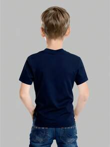 Black Short-Sleeved T-Shirt For Boys, With A Football-Themed Print For A 9th Birthday, Featuring The Text "IT'S MY BIRTHDAY" And A Football Number 9 Pattern. A Cool Black Sports T-Shirt For Children's Birthdays, With Football Elements And A Number 9 Themed Print. A Unique And  Birthday Outfit For Boys. - 灰色 - 查看 2