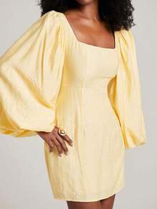 Vestido casual de mujer con cuello cuadrado, mangas farol y espalda descubierta - Amarillo - Ver 6