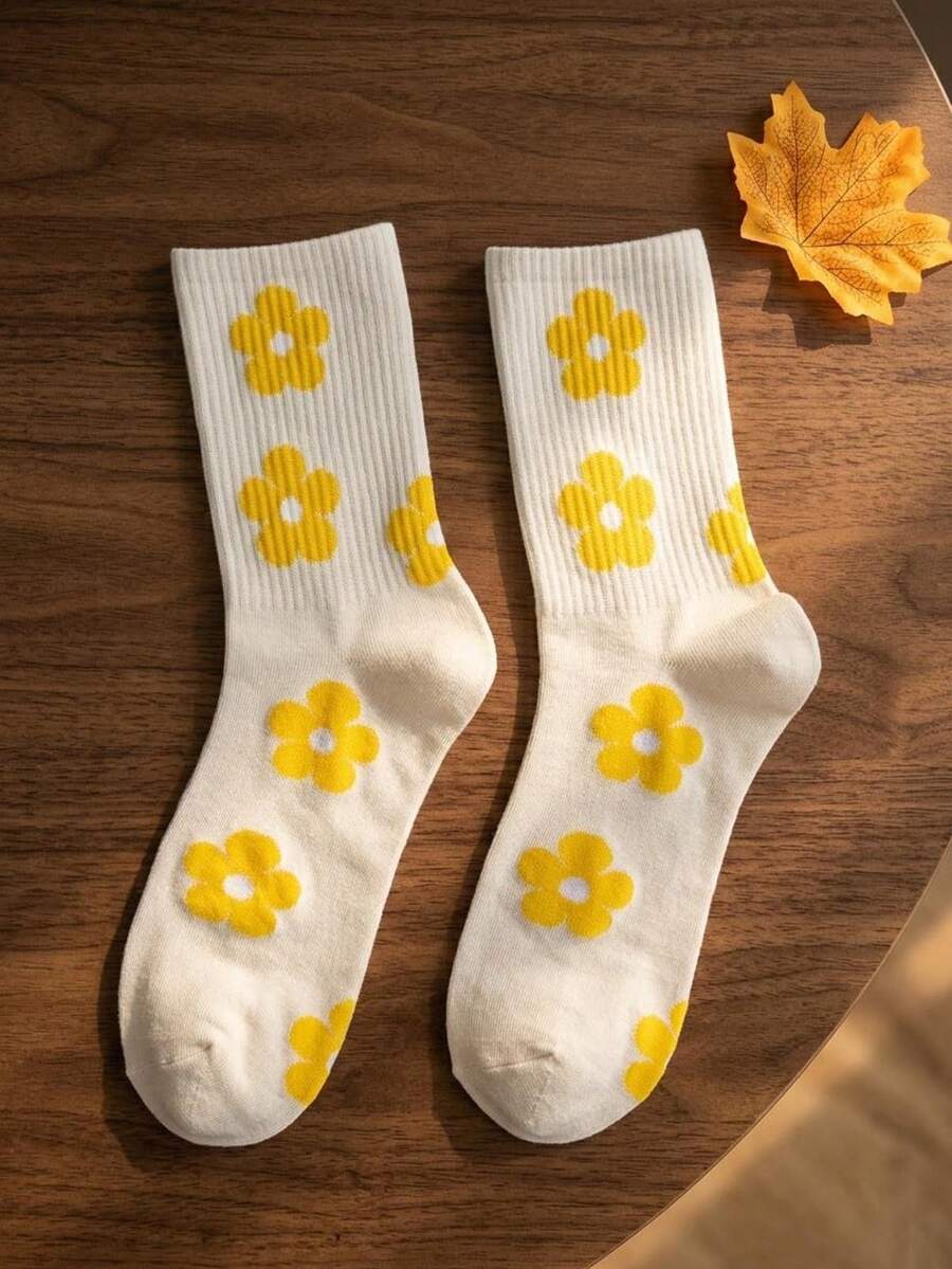 1 Pair Summer Yellow Floral Mid-Calf Socks For Women - Yellow - View 1