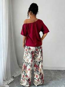 VCAY Set de 2 piezas Blusa de cuello asimétrico de color liso y Pantalones con estampado floral, conjunto casual para mujer - Burdeos - Ver 3