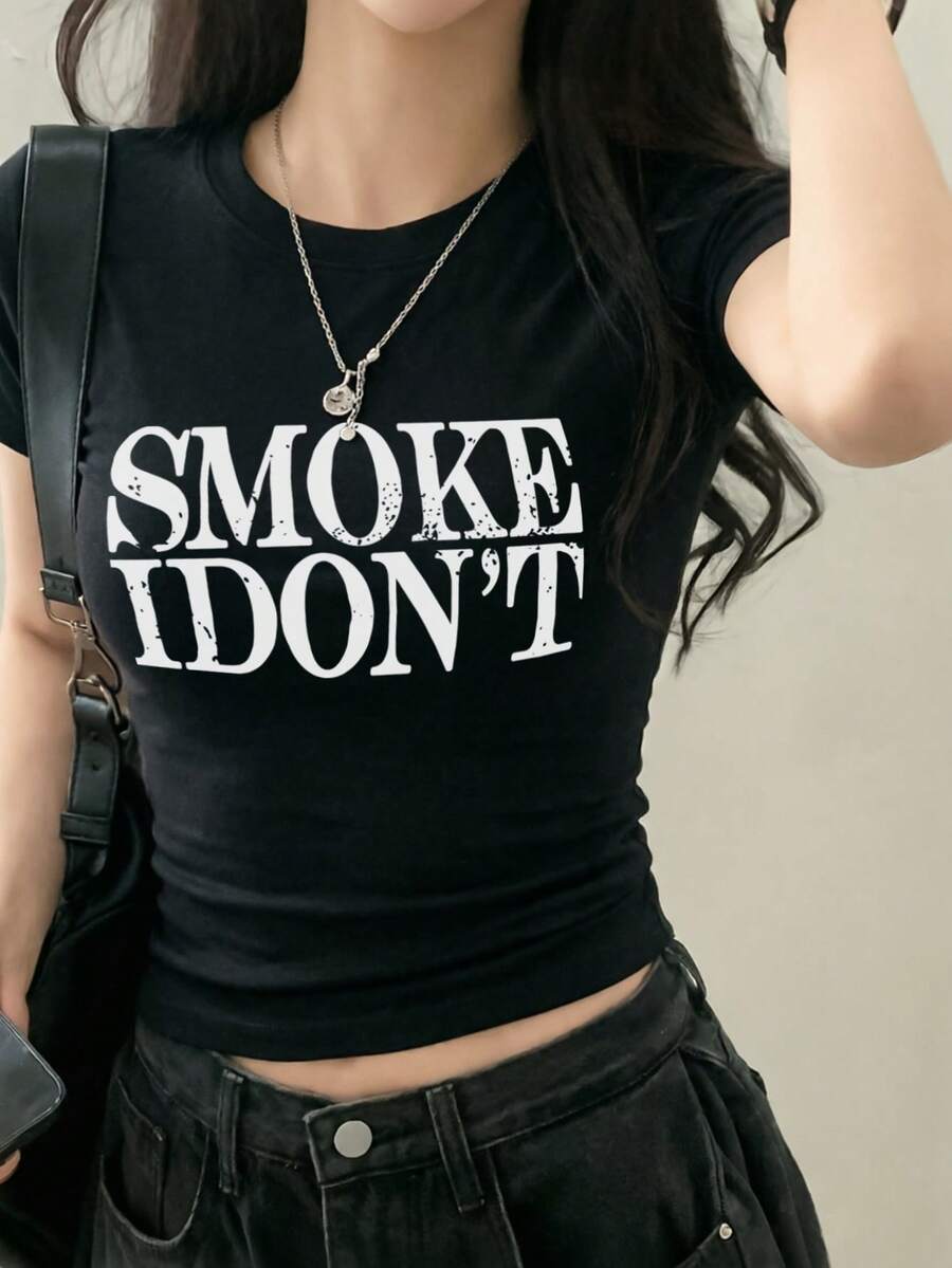 女款圓領短袖T恤,夏季新款字母印花,美式辣妹風,時尚休閒百搭修身短版上衣 - 黑色 - 查看 1