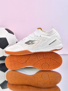 1 Pair Unisex Professional Low-Top Flat Indoor Soccer Shoes, Retro Wave Pattern Patchwork Design, Lightweight Shock-Absorbing Outsole, Delicate Touch, Enhanced Agility And Directional Change, Specially Designed For 5-A-Side Football Matches - White - View 10
