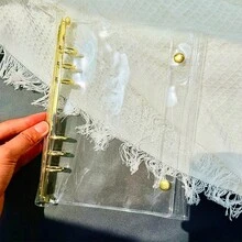 Bìa đựng tài liệu rời trong suốt màu vàng A5/A6/A7/M5, Bìa đựng tài liệu rời A5, Bìa đựng tài liệu rời, Giấy thay thế, Giấy rời, Sổ dán sticker, Sổ niêm phong, Album sticker, Có thể dùng để đựng ảnh thần tượng, ảnh, thẻ sưu tập, thẻ sinh viên, thẻ ra vào. - hình dạng - Xem 14