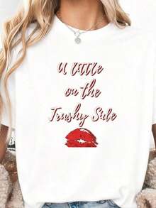 Women's Short-Sleeved T-Shirt With A Fun Graphic Design Of Red Lips 'A Little Bit Spicy', Comfortable And Soft, Perfect As A Gift For Friends Or Yourself, Ideal For Stylish Everyday Wear, 100% Cotton. - 白色 - 查看 7