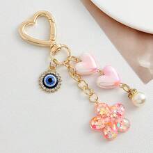 1pc Sweet Pink Heart Evil Eye Resin Keychain, Exquisite Flower Pendant DIY Accessory, Versatile Bag Charm, Daily Wear Decorative Item, Gentle Girly Style Unique Design, Thoughtful Exquisite Gift For Best Friends - View 9