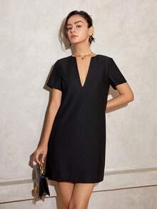 Vestido corto recto de unicolor con cuello en V y manga corta para mujer, conjunto de ropa casual de negocios para vacaciones de verano elegante en color blanco - Negro - Ver 12