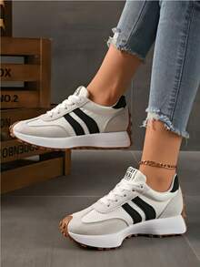 2026 New Retro Suede Sneakers Women, Blue White Casual Lace-Up Trainers, Comfortable Non-Slip Chunky Sole Running Shoes - trắng - Xem 4