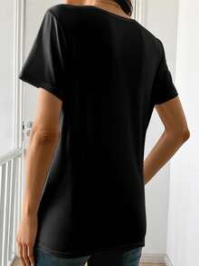 Camisa de manga corta con estampado de corazón para mujer "Bendita", hecha de tela de poliéster suave y transpirable con Elasticidad moderada, estilo de moda, lavable a máquina, ropa de mujer, camiseta de manga corta, adecuada para  Ropa diaria y para el hogar. - Negro - Ver 3