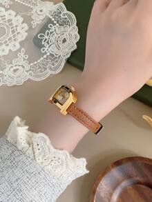 1pc Retro Style Adjustable Strap Quartz Women's Watch Elliptical With Roman Numeral Scale For Compact And Perfect For Daily - Brown - View 5