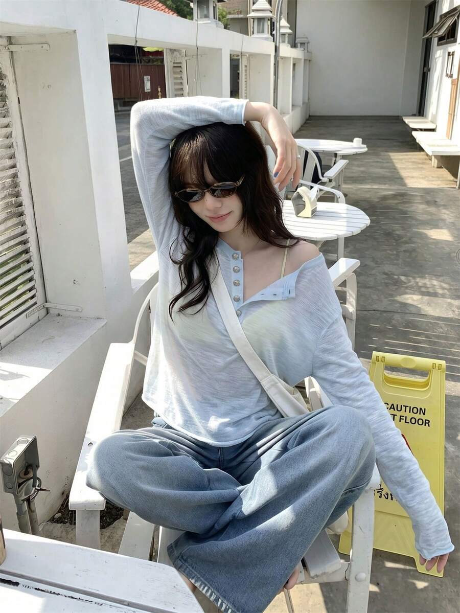 女士圆领金属纽扣轻薄透气针织长袖上衣,休闲俏皮风格浅蓝色针织罩衫,适合户外、上学和度假穿着。 - 藍色 - 查看 1