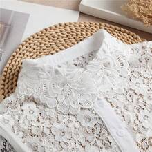 1 chiếc áo sơ mi nữ đen trắng thời trang, kiểu dáng layering, cổ áo giả rời thanh lịch, phụ kiện đa năng phù hợp cho trang phục mùa xuân/hè. - Hoa ren trắng - Xem 3