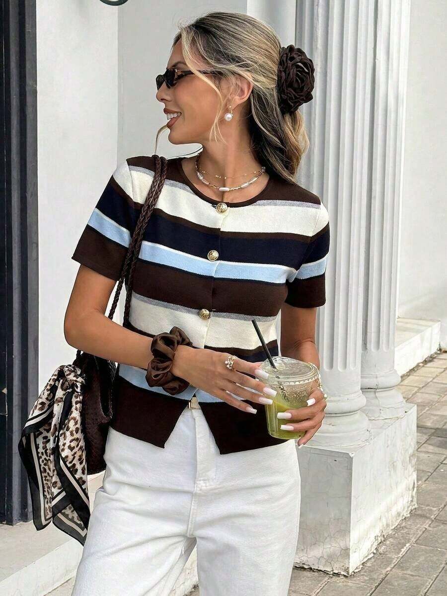 2026 Blusa de punto holgada de manga corta con cuello redondo de estilo casual para mujer, estilo universitario con rayas marrones y azules, blusa de verano, blusa de estilo universitario estadounidense, adecuada para uso diario, blusa de verano, blusa de primavera para mujer - Multicolor 6 - Ver 1