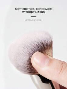 1pc Seamless Base Makeup Brush, Ultra Soft High-Density Bristles, Angled Curved Brush Head, Fast Application For Even And Smooth Coverage, Non-Absorbent, Non-Irritating, Multi-Functional Localized Makeup Brush For Daily Base Makeup And Exquisite Look - Multicolor - View 4