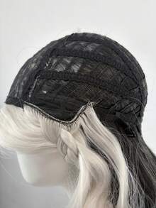 anxin Perruque longue bouclée bicolore + perruque tressée avec raie au milieu, inspirée des personnages de contes de fées, convient pour les expositions Lolita Manga, accessoire de tête pour créer une ambiance de cosplay - Noir et Blanc - Voir 10