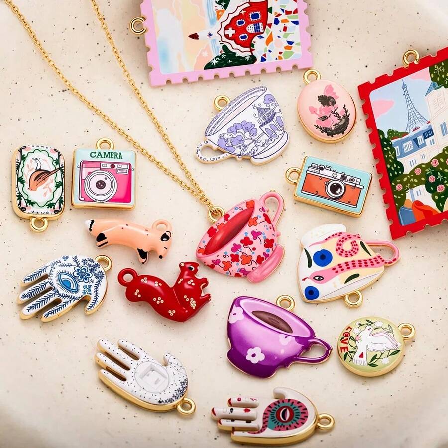 Bunte Emaille-Anhänger für den Sommer zur Schmuckherstellung, niedliche Tropfen-Ölmalerei, Tier, Teetasse, Taube, Kamera, Vintage-Briefmarke, goldene Anhänger, Kawaii-Basteln - Verschiedenfarbig - Übersicht 1