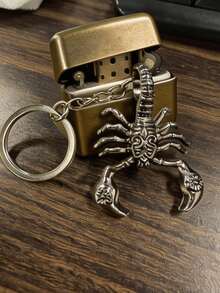 Vintage Punk Metal Scorpion Keychain, Engraved Motorcycle Style Bag Charm, Fashionable Jewelry Gift For Men (Suitable For Halloween, Christmas) - Multicolor - View 3