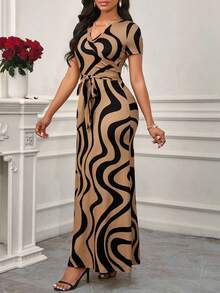 Fleurora Vestido maxi casual de manga corta con cuello en V y cintura con lazo, con estampado geométrico en color marrón para mujer - Marrón - Ver 4
