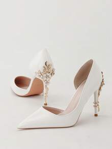 Zapatos de mujer estilo europeo y americano de lujo y sexys, tacón de aguja con flor de metal, diseño hueco lateral, tacón alto, zapatos de boda con punta fina, tacón súper alto, tacones elegantes para damas, zapatos elegantes de mujer, tacón alto cerrado, tacones slip-on, zapatos elegantes para damas - Blanco - Ver 1