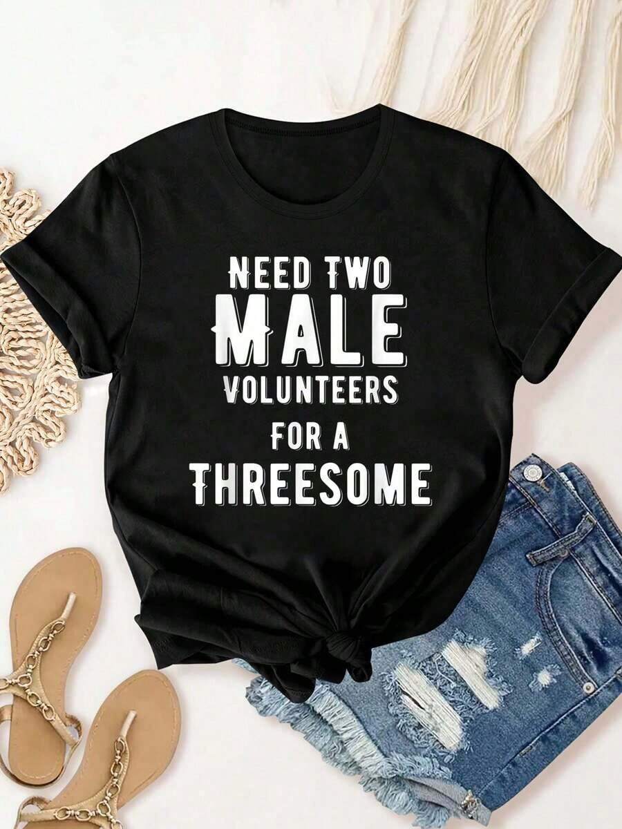 Zwei Männer für einen Dreier, eine einzelne Frau, schmutziger Humor, T-Shirt, Grafik-T-Shirts, Damen, Rundhalsausschnitt, Kurzarm, lässiges T-Shirt, Sommeroutfit für Damen - Schwarz - Übersicht 1