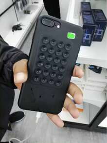 4个硅胶手机握柄，防滑硅胶手机支架粘性手机壳支架免提配件，适用于自拍和视频，多功能手机配件，适用于所有型号 - 彩色 - 查看 4