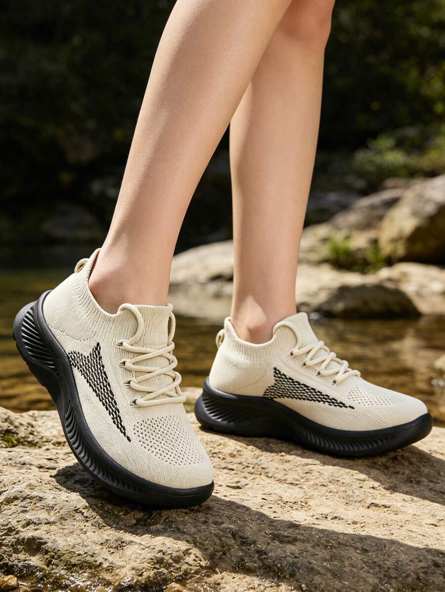 RUSHINE 2025 Frühjahr/Sommer Neue atmungsaktive Strick-Socken-Schuhe, Slip-On Luftkissen-Wanderschuhe, weiche Sohle rutschfeste Sportschuhe, vielseitige lässige bequeme Slouchy-Schuhe, modische elastische Socken-Schuhe, leichte stoßabsorbierende Pendler-Schuhe, bequeme flache weiße Schuhe - Aprikosenfarben - Übersicht 1