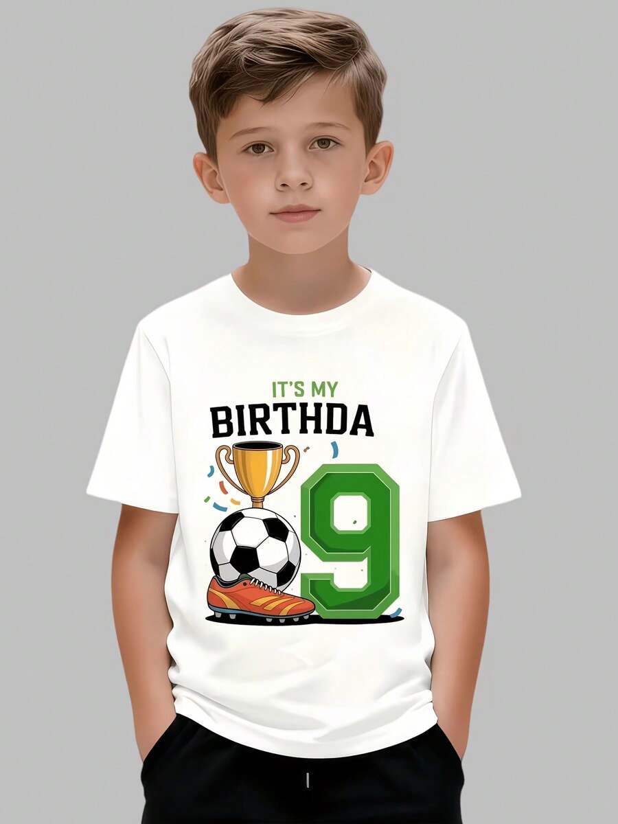 Camiseta Negra Estampada de Moda para el 9º Cumpleaños con Diseño de Número Verde Llamativo, Estilo Deportivo, Manga Corta para Niños de 9 Años, Temática de Fútbol, Camiseta Conmemorativa con Número 9 Verde e Iconos Deportivos, Regalo de Cumpleaños Energético para Niños - Blanco - Ver 1