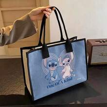 Miniso Túi tote vải canvas Disney Lilo & Stitch và Thiên thần với họa tiết dễ thương trên nền xanh dương, viền hồng, dung tích lớn, có thể tái sử dụng, thích hợp cho đi làm, đi học và du lịch. - màu đen - Xem 4