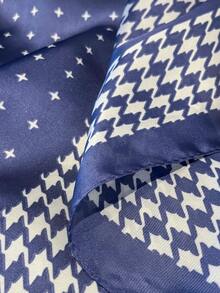 1pc Versatile Houndstooth Pattern Printed Faux Silk 27.5" Square Scarf, Women's Bandana, Essential For Spring/Summer, Can Be Used As Hair Tie, Waist Belt, Neckerchief, Hair Accessory - Navy Blue - View 3