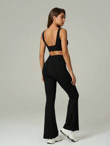 UONNOU 2pcs Women's Sports Set, Spring/Summer Twist Back Sexy Backless Deep V Cross Sports Bra + V-Waist Ruched Flare Pants, Suitable For Gym, Yoga, Pilates, Casual Daily Wear - Black - View 1