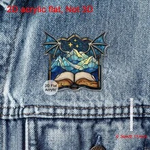1 pieza Broche de acrílico con diseño de ala de libro de cielo estrellado de vidrio esmerilado, diseño de mosaico fantástico exquisito, material de alta transparencia, insignia para amantes de los libros, adecuado para atuendo diario/de fiesta, regalo de cumpleaños cálido - Multicolor - Ver 5