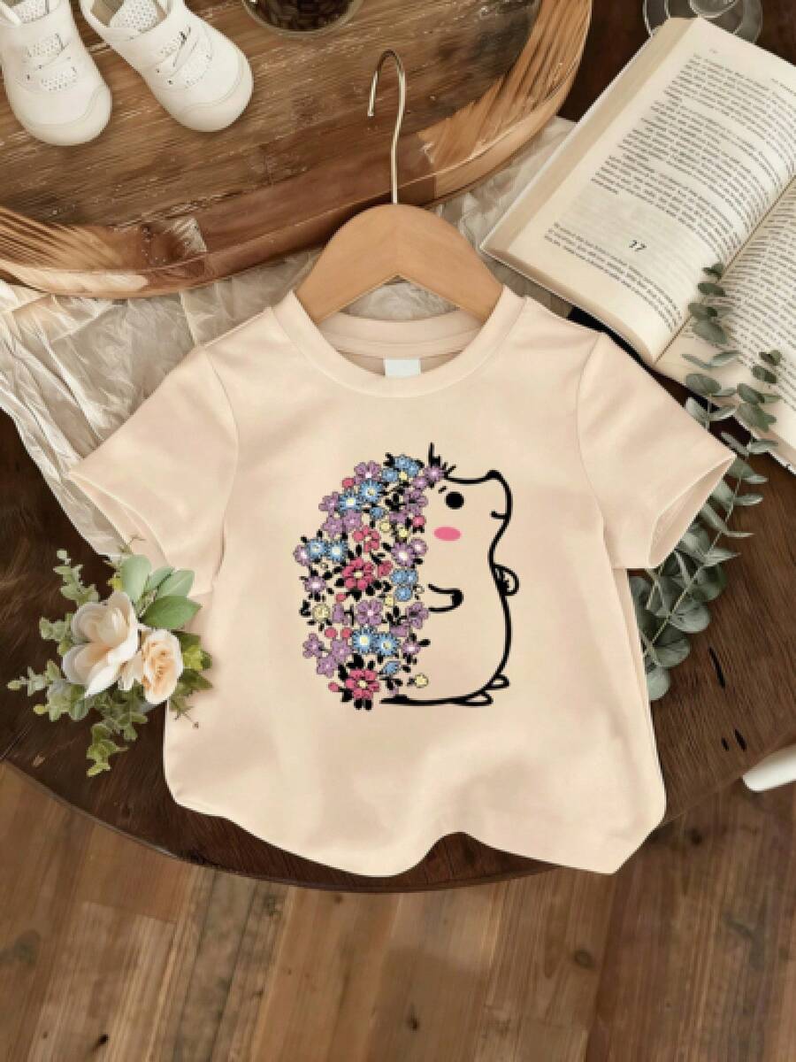 Solo hay una camiseta de manga corta a la .Camiseta para Niña con Estampado de Erizo, Estilo Casual, Cuello Redondo, Blusa de Verano - Negro - Ver 1