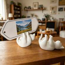 2 pièces Pinces à photos de chat mignonnes - Pinces à mémo de chat couché adorables, peuvent pincer des photos et des notes, accessoire de bureau charmant, décoration unique et chaleureuse pour le bureau et les étagères, cadeau créatif pour les amateurs de chats et la maison/le bureau - 2 chats - Voir 7