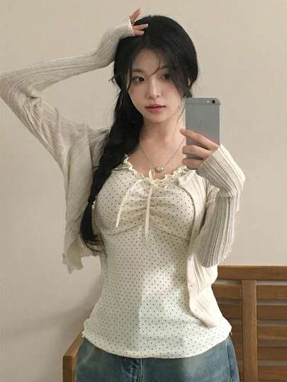 时尚女士荷叶边系带波点印花吊带背心，休闲白色
