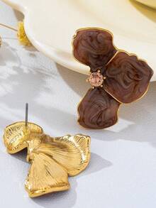 1 Pair Vintage Colorful Enamel Flower Stud Earrings, Gold-Plated Edging, Elegant & Versatile - Khaki - View 5