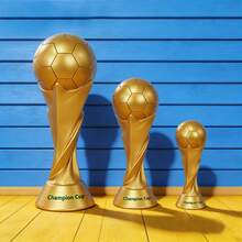 FIFA Bộ cúp bao gồm các cúp vô địch từ Canada, Mexico và Hoa Kỳ - được làm bằng nhựa và có hình ảnh các cúp và tượng nhỏ mang tính biểu tượng. Đây là lựa chọn lý tưởng cho người hâm mộ bóng đá và các nhà sưu tập, đồng thời cũng là món quà tuyệt vời để trang trí tiệc sinh nhật hoặc trưng bày trong văn phòng (hai mẫu sẽ được gửi ngẫu nhiên). - A - Xem 11
